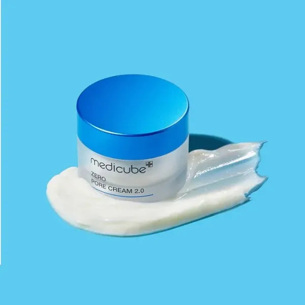 Medicube Zero Pore Cream 2.0 50ml - texture fond bleu